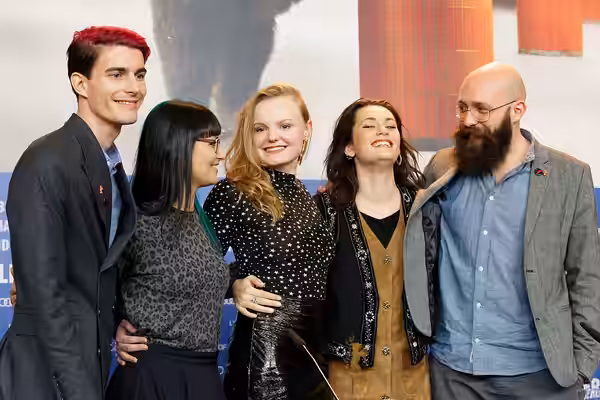 Cast &amp; Crew bei der Pressekonferenz zu Tiger Girl bei der Berlinale 2017