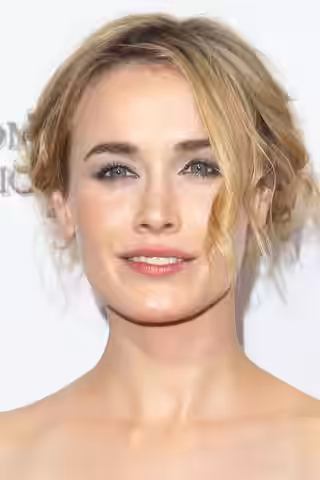 Dominique McElligott