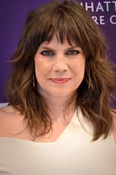 Anna Chlumsky at a press event for "Queens" off-Broadway, 2025