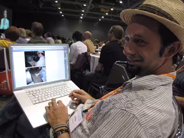 Jeff Lieber sees my posted photos of him (2008)