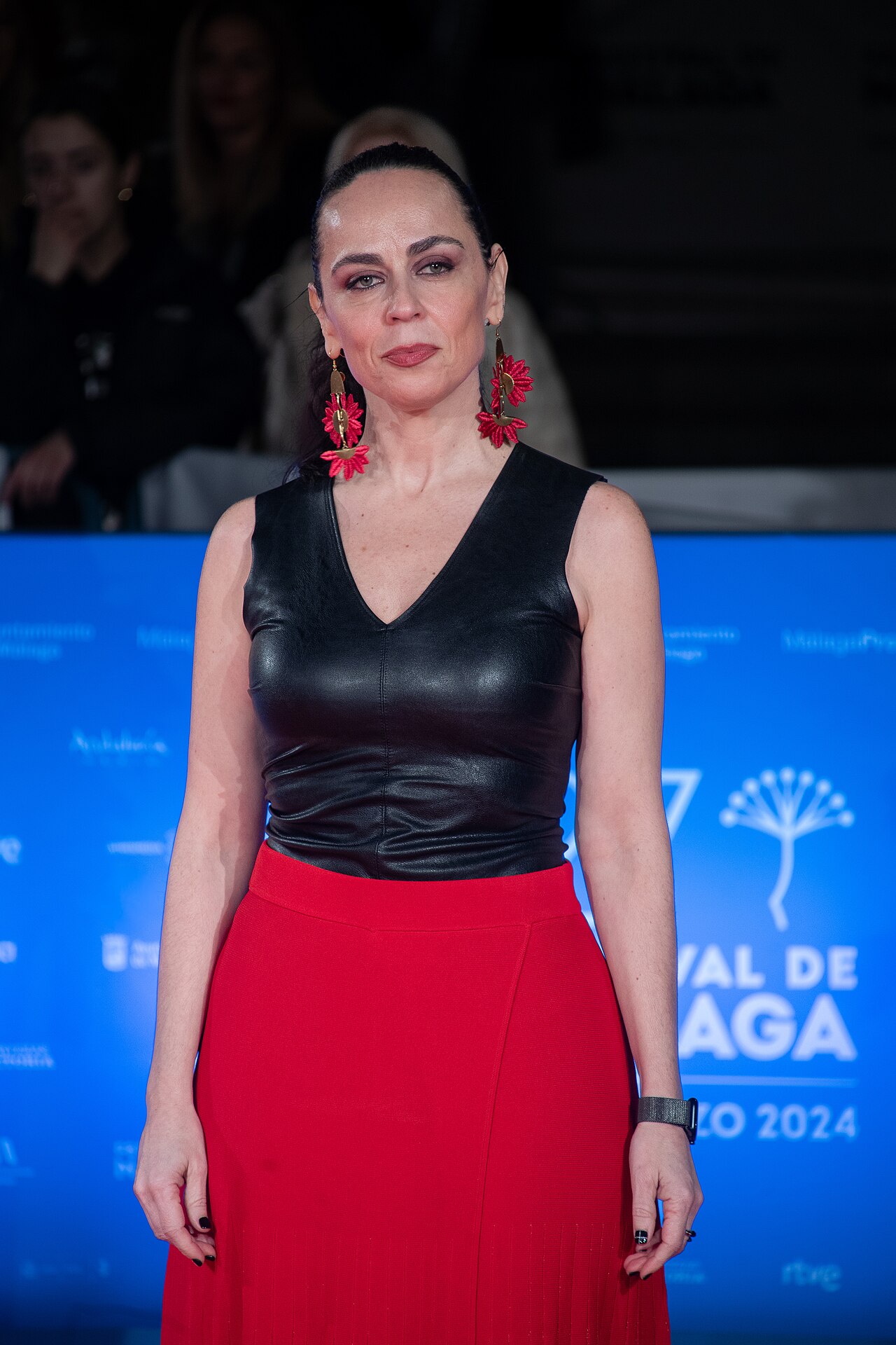 Zeltia Montes en el Festival de Málaga 2024 frente al Teatro Cervantes