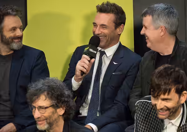 Good Omens panel at New York Comic Con in October 2018. Front: Neil Gaiman, David Tennant. Rear: Michael Sheen, Jon Hamm, Douglas Mackinnon.