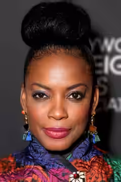 Aunjanue Ellis-Taylor
