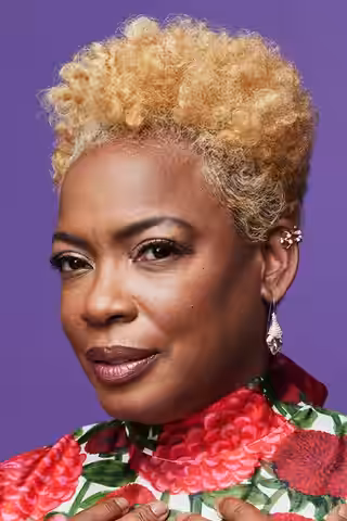 Aunjanue Ellis-Taylor