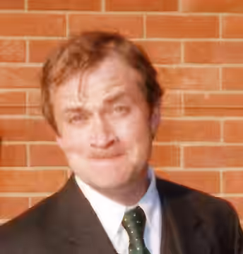 Harry Enfield at a University of York alumni meeting in 1998