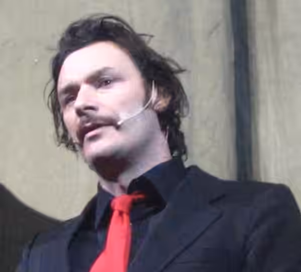 Julian Barratt
