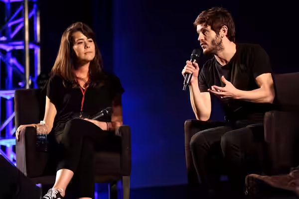 Hannah Panek and Iwan Rheon speaking at the 2017 Con of Thrones at the Gaylord Opryland Resort &amp; Convention Center in Nashville, Tennessee. Please attribute