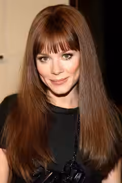 Anna Friel