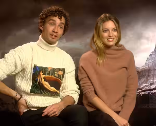 Mortal Engines Cast Go Speed Dating | MTV Movies We date Robert Sheehan, Leila George, Jihae, and Hera Hilmar as they reveal deleted scenes and funniest moments (2018)