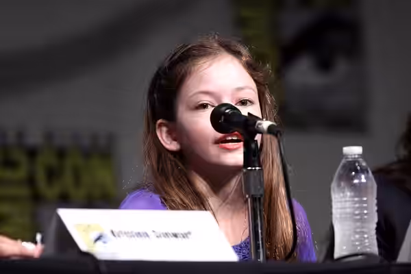 Mackenzie Foy speaking at the 2012 San Diego Comic-Con International in San Diego, California. Please attribute to Gage Skidmore if used elsewhere.