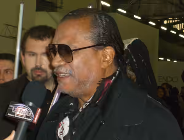 Actor Billy Dee Williams at the Big Apple Convention in Manhattan. Photographed by Luigi Novi. This photo may only be used if the photographer is properly credi (2009)