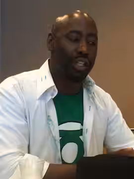 D. B. Woodside (2015)