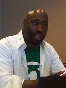 D. B. Woodside (2015)