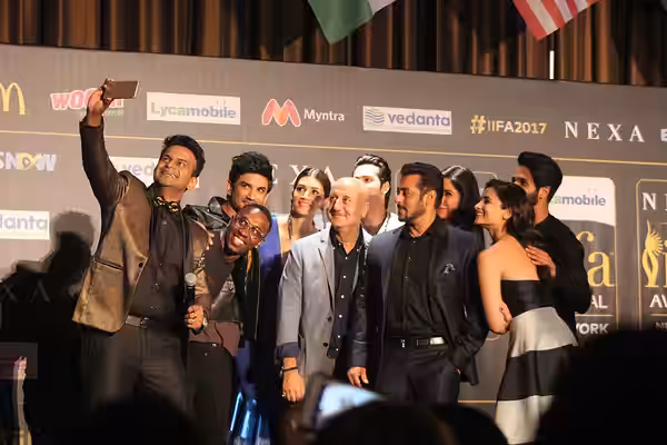 Selfie Moment with the Bollywood Stars - IIFA 2017 Day 1 - July 13, 2017 - International Indian Film Academy awards press conference (Sheraton Times Square) and