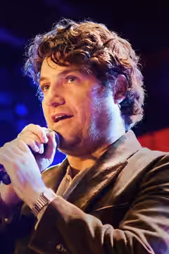 Adam Pally at The Bell House, 2023