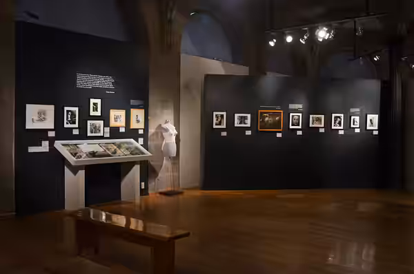 Miércoles 19 de julio de 2017 En el Museo del Estanquillo colecciones Carlos Monsiváis; se inauguró la exposición Monsiváis y sus contemporáneos, se contó con l