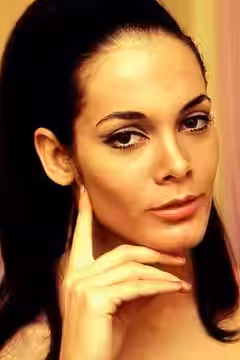 Martine Beswick