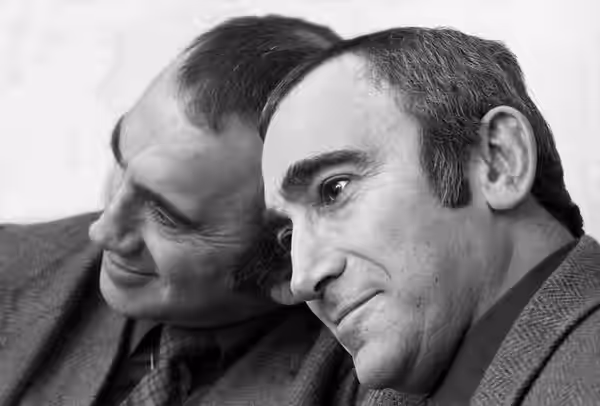 Lionel Bart taken in photographer's studio Chelsea London (1981)