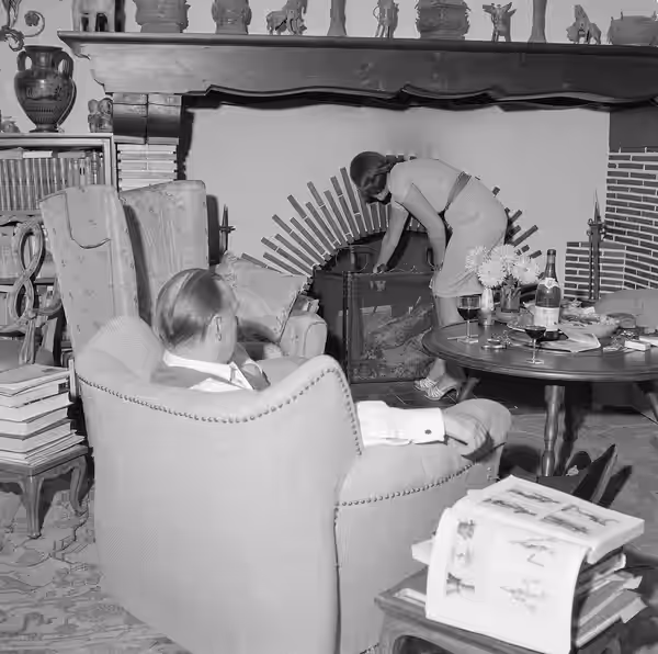 Collectie / Archief : Fotocollectie Van de Poll Reportage / Serie : Bezoek aan de Duitse auteur Erich Maria Remarque en de Amerikaanse actrice Paulette Goddard  (1961)