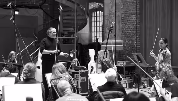 Airat Ichmouratov and Elvira Misbakhova during the recording session with the London Symphony orchestra on 5th May 2022. St'Lukes, London , UK