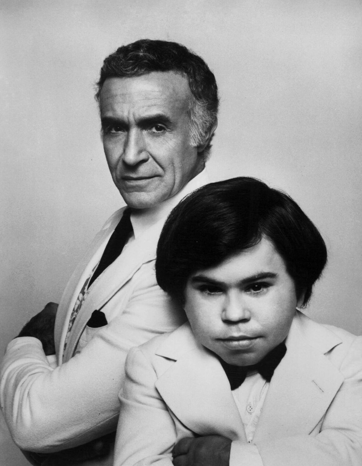 Photo of Ricardo Montalban as Mr. Roarke and Herve Villechaize as Tattoo from the made for television movie Return to Fantasy Island. The made for television fi (1977)