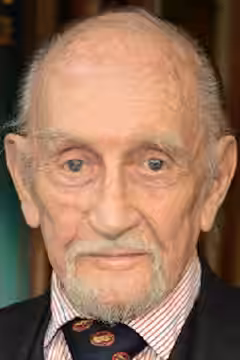 Roy Dotrice