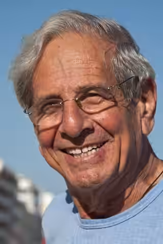Chaim Topol