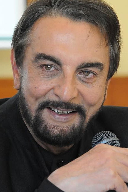 Kabir Bedi