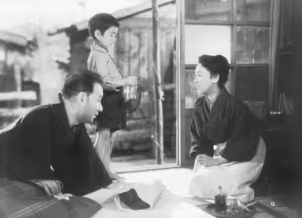 From left to right: Masao Mishima, Takashi Itō and Kinuyo Tanaka in Okaasan (おかあさん) directed by Mikio Naruse, 1952