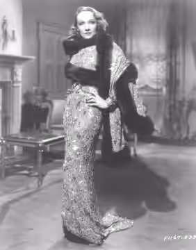 Marlene Dietrich in Angel (1937).