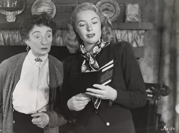 L. to R. : Una O'Connor &amp; Ann Richards ​in Lost Honeymoon - publicity still (cropped) (1947)