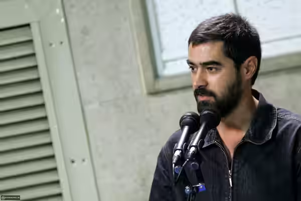شهاب حسینی در دیدار هنرمندان و دست‌اندرکاران صداوسیما با سید علی خامنه‌ای (2010)