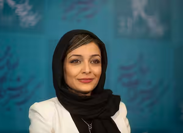 Sareh Bayat