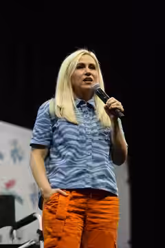Ashley Eckstein at GalaxyCon Richmond in 2022