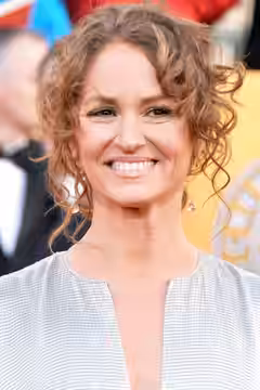 Melissa Leo