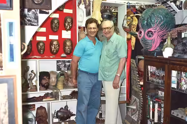 Note the head, at right, used in "This Island Earth." Here, Ed O'Ross poses with Forry. (1990)