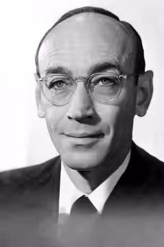 Douglas Spencer