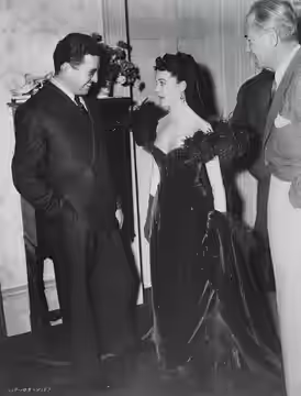 David O. Selznick, Vivien Leigh and Victor Fleming in Gone with the Wind (1939).
