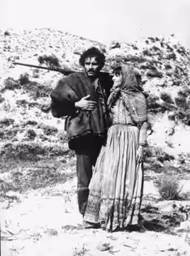 Scena del film "L'amante di Gramigna" - Regia Carlo Lizzani - 1968 - Gli attori Gian Maria Volonté e Stefania Sandrelli Luogo e data della ripresa: Italia, 1968 (2023)