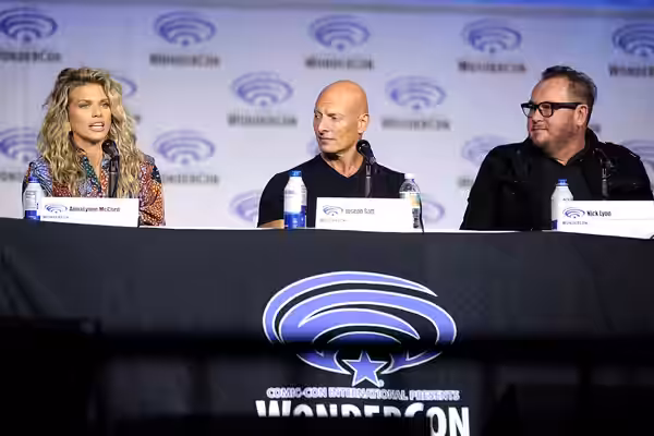 AnnaLynne McCord, Joseph Gatt and Nick Lyon speaking at the 2022 WonderCon, for "Titanic 666", at the Anaheim Convention Center in Anaheim, California. Please a