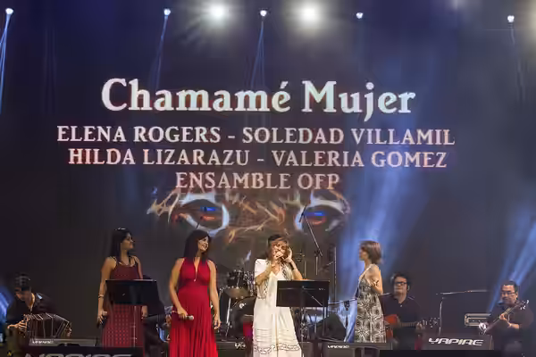 Corrientes, 26 de Enero de 2017 Elena Rogers, Soledad Villamil, Hilda Lizarazu y Valeria Gomez participaron de la 27 Fiesta Nacional del Chamamé en la ciudad de