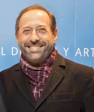 Buenos Aires, 21 de junio de 2016 - Peter Lanzani y Guillermo Francella en la presentación del anuario INCAA 2015 en el Malba