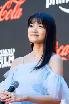 第36回 東京国際映画祭 オープニングイベント レッドカーペット 早見沙織 (駒田蒸留所へようこそ) (2023)