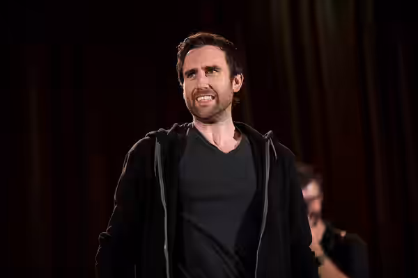 Matthew Lewis speaking with attendees at the 2019 Phoenix Fan Fusion at the Phoenix Convention Center in Phoenix, Arizona. Please attribute to Gage Skidmore if 