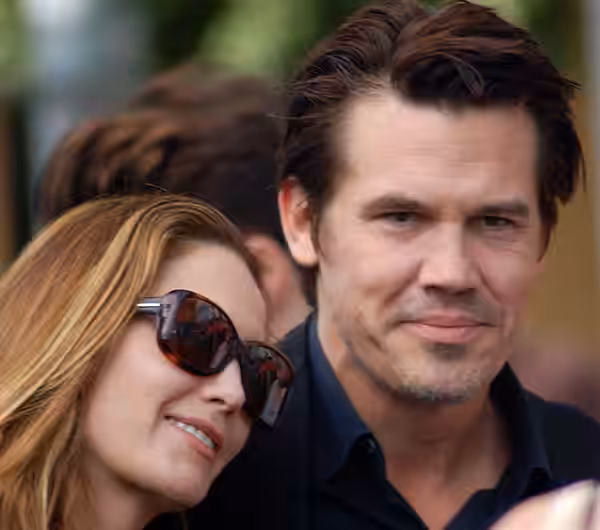 Diane Lane with Josh Brolin at a ceremony for Mary Steenburgen to receive a star on the Hollywood Walk of Fame. (2009)