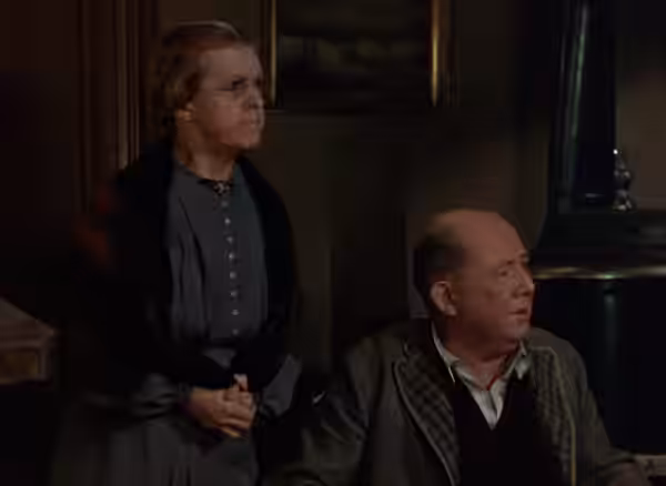 Screenshot from the film A Star is Born (1937)