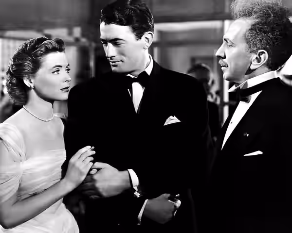 Dorothy McGuire, Gregory Peck &amp; Sam Jaffe in a scene from the 1947 film Gentleman's Agreement