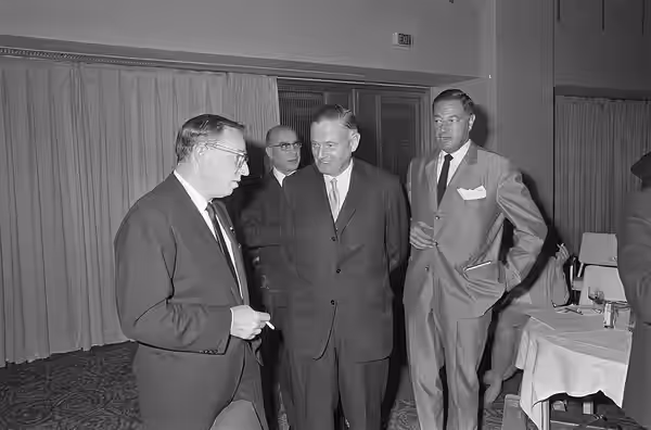 Arrival of film crew of Born Free for the premiere in the Netherlands. Left to right: Carl Foreman (??), xxx, yyy, zzz. (1966)
