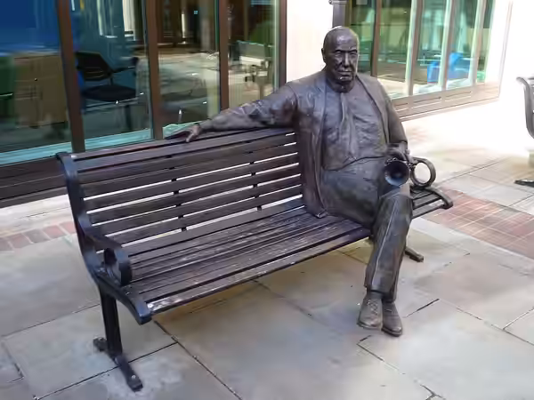 Sculpture of Malcolm Arnold in Northampton (2018)