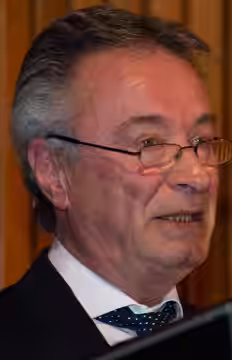 Academician Oscar Martinez at a public reception in Buenos Aires. 6 June, 2019. Picture by Carlos Mei / Secretaria de Cultura de la Nacion.